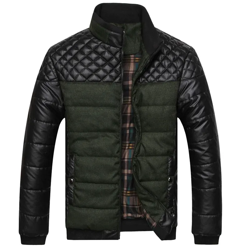Herren Modische Steppjacke mit Kunstlederdetails Echo Archiv