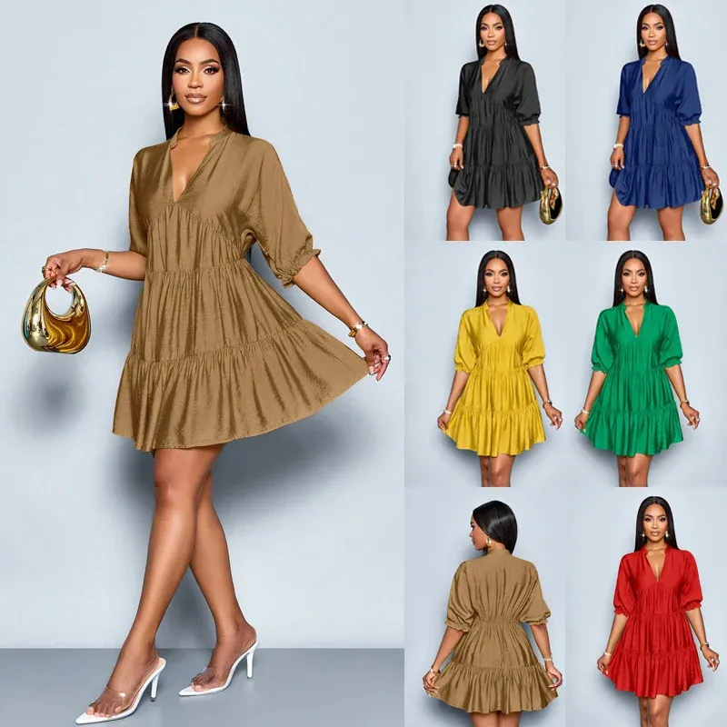Damen Stufiges Mini‑Kleid mit V‑Ausschnitt und gerafften Dreiviertelärmeln – Élara